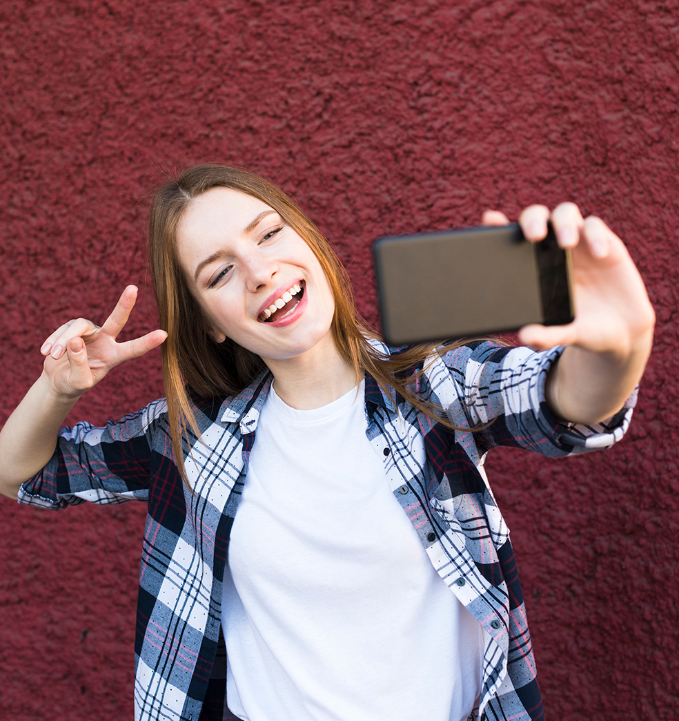 Adolescentes en linea: ¿Que costo emocional tienen los likes?