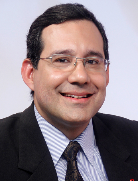 Dr. Hernán Rodríguez