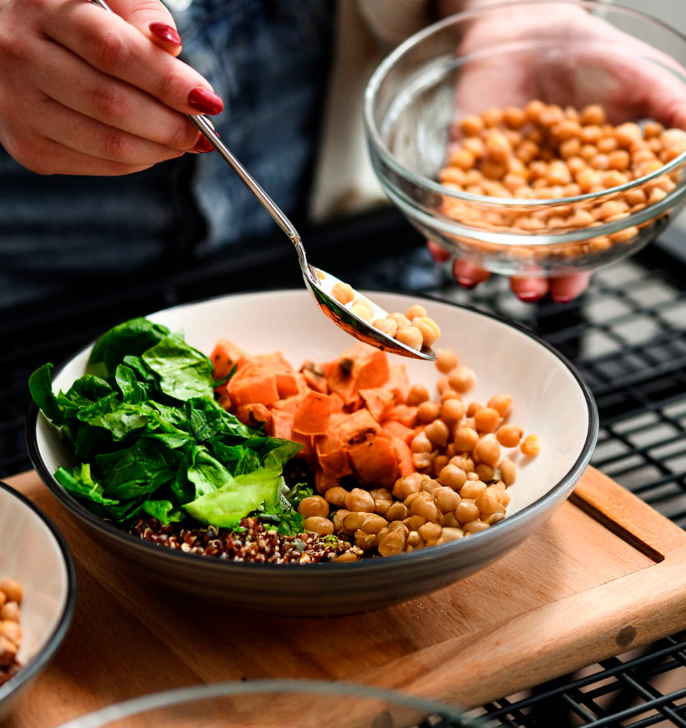 Peligros de las dietas excesivamente estrictas