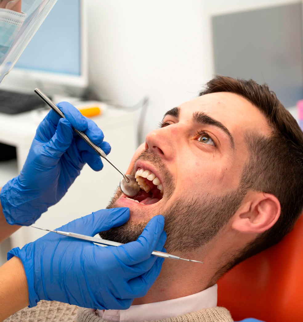 Verdadero o falso: Mitos de los implantes dentales 